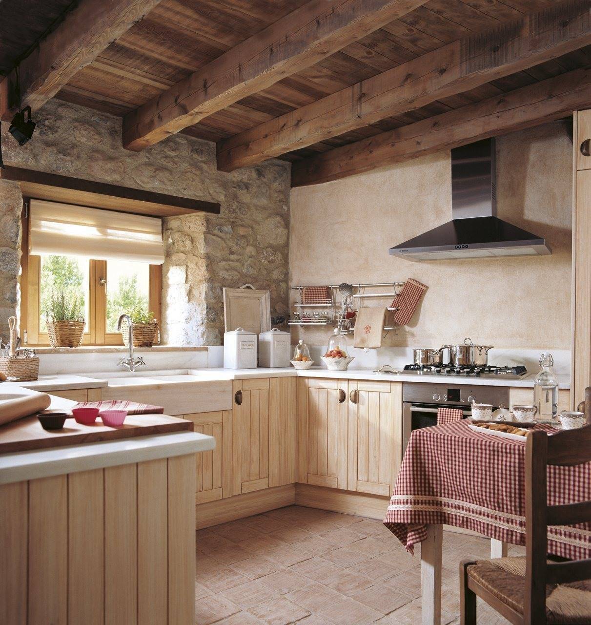 Кухня в деревенском стиле: 44 фото и видео уютного интерьера