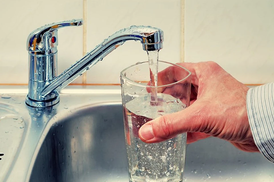 Как смягчить жесткую воду в домашними средствами