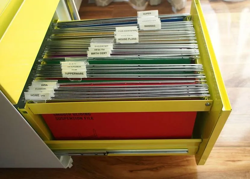 Как правильно организовать хранение документов дома, популярные способы и идеи - 14 фото
