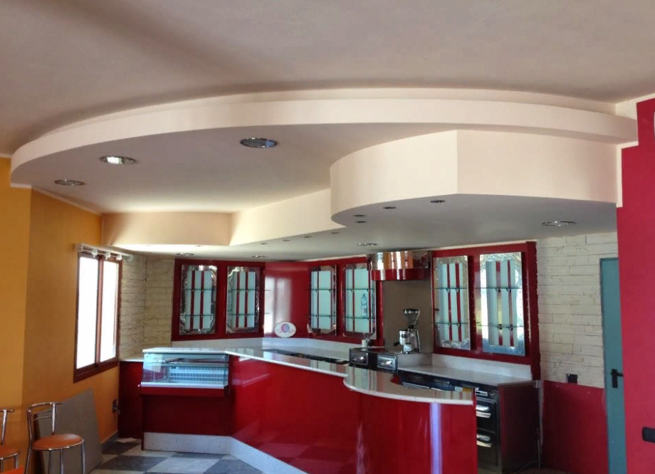 Двухуровневые потолки на кухне из гипсокартона - фото, монтаж, материалы, варианты