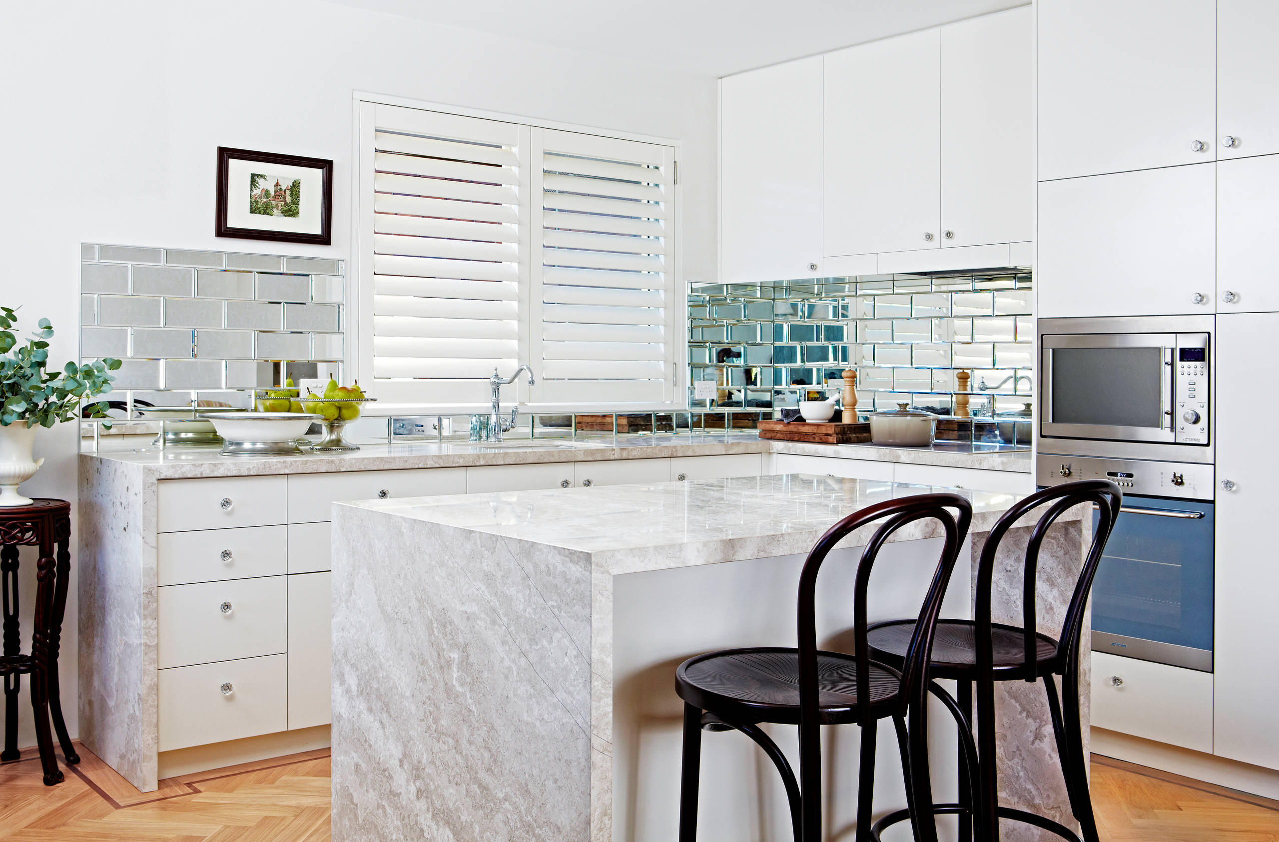 Зеркало на кухне: как и где расположить | ремонт и дизайн кухни своими руками