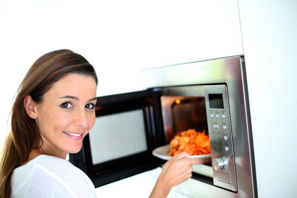 Как выбрать микроволновую печь для дома: на что обратить внимание