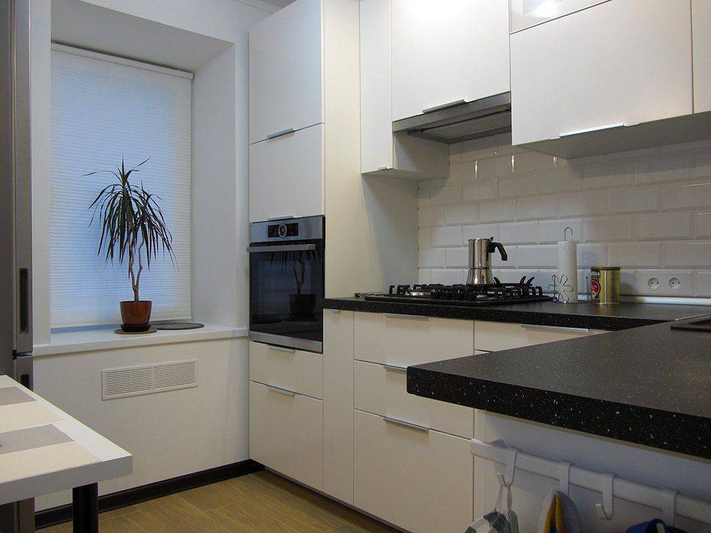 Красота и практичность белых кухонь ИКЕА в интерьере