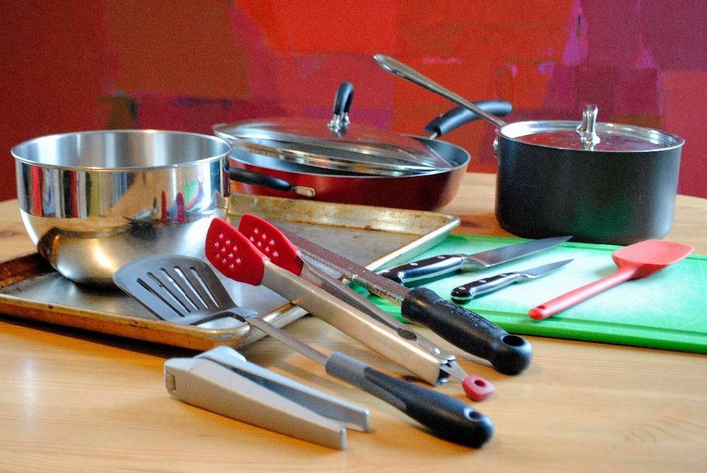 Обзор видов посуды по назначению и материалам, классификация предметов и описание – рецепты с фото
