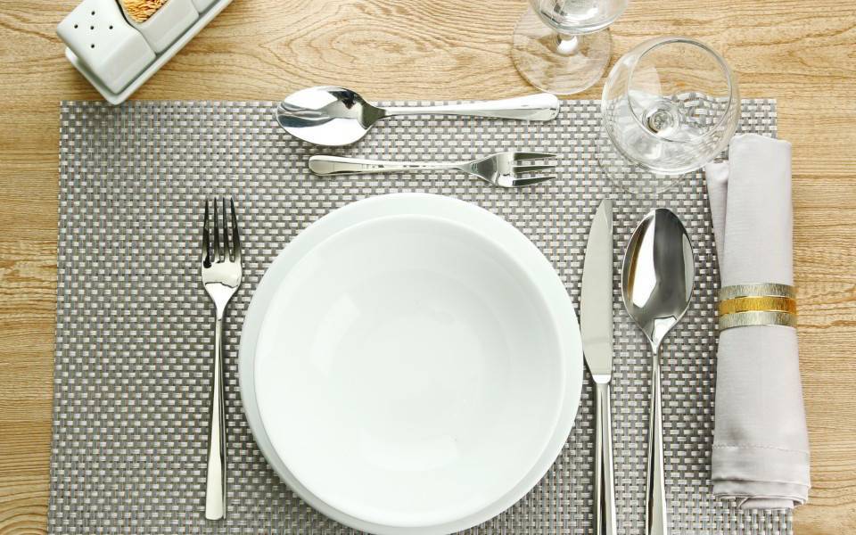 Сервировка столов в домашних условиях: правила для обеда, которых нужно придерживаться