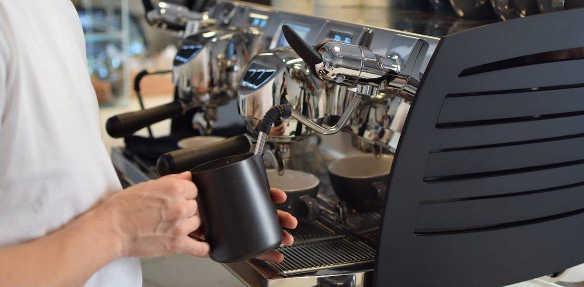 Рейтинг лучших кофемашин для бизнеса на 2022 год