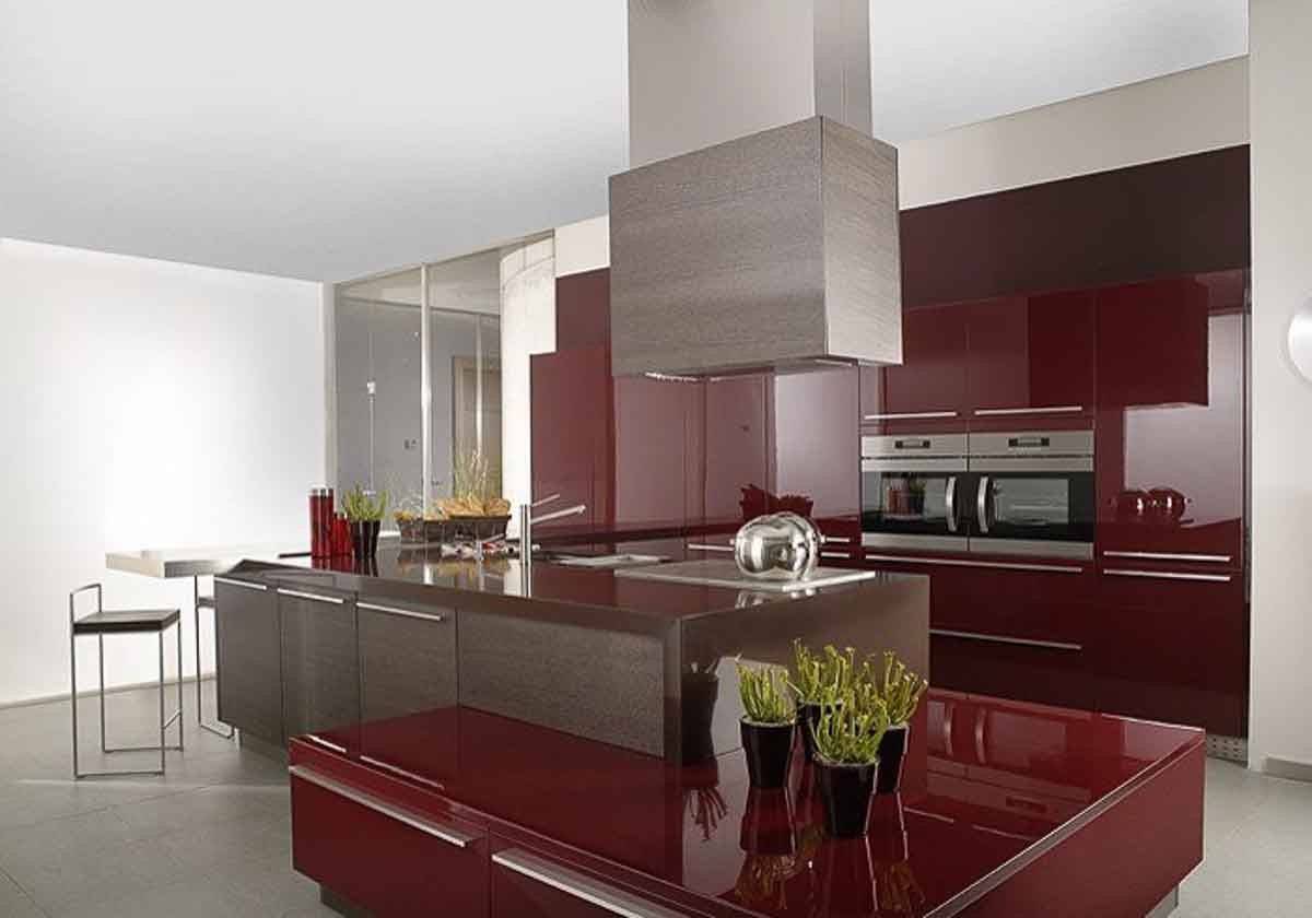Кухни бордового цвета - особенности сочетания и примеры использования бордового цвета на кухне + 170 фото