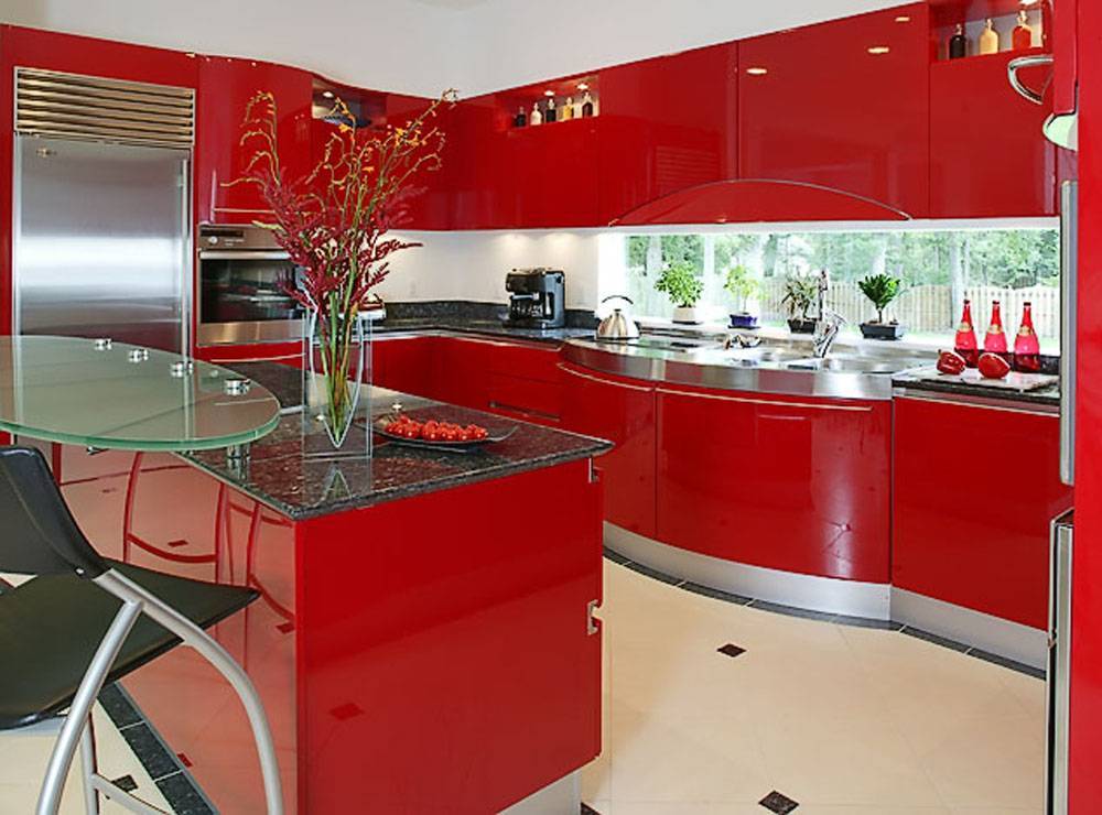 Красная кухня: оптимальный выбор цветового решения