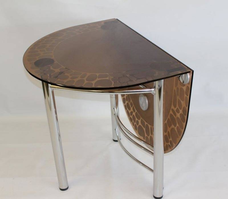 Полукруглый стол: оригинальная мебель для компактной кухни
