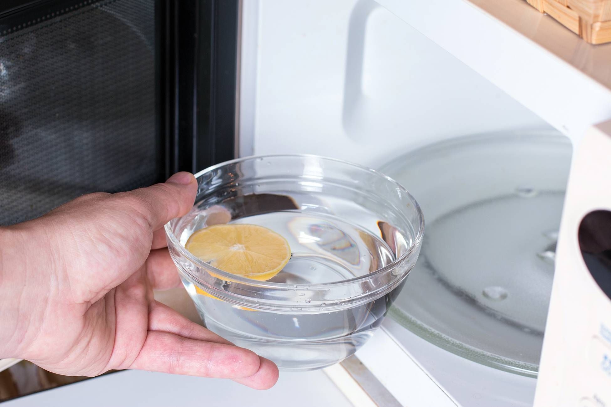 Как отмыть микроволновку от жира внутри, как правильно помыть микроволновку