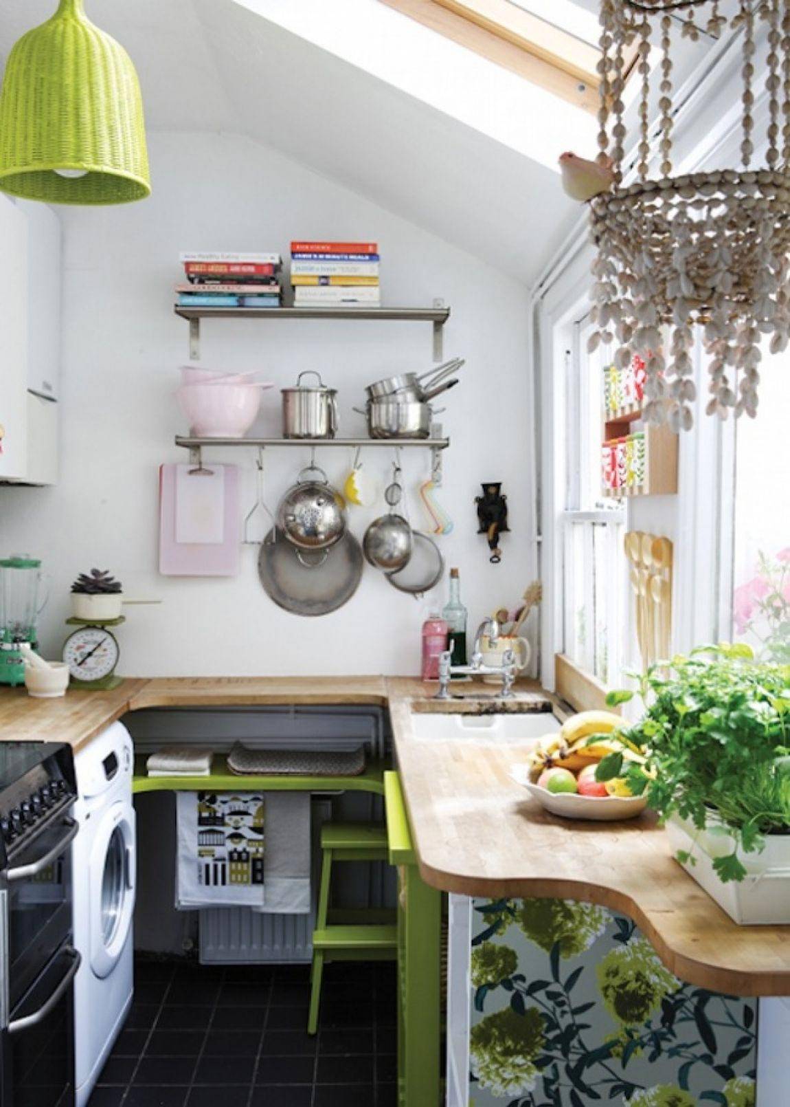 Как сделать кухню просторнее: советы дизайнеров, фото в интерьере