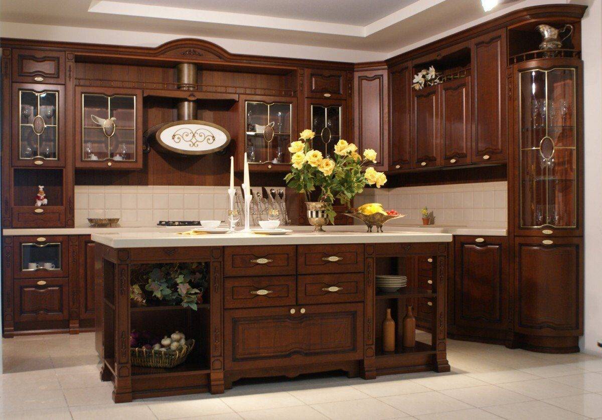 Дизайн кухни из массива дуба: стили кухонных интерьеров, ассортимент кухонной мебели из массива дуба
