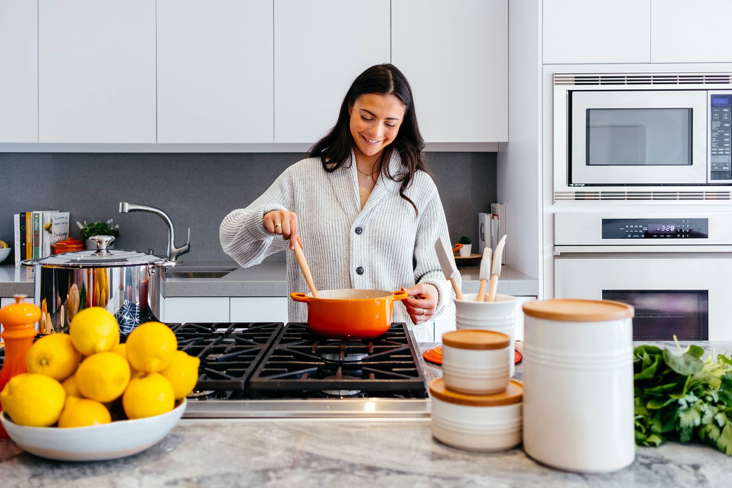 10 полезных советов тем, кто хочет меньше проводить времени на кухне