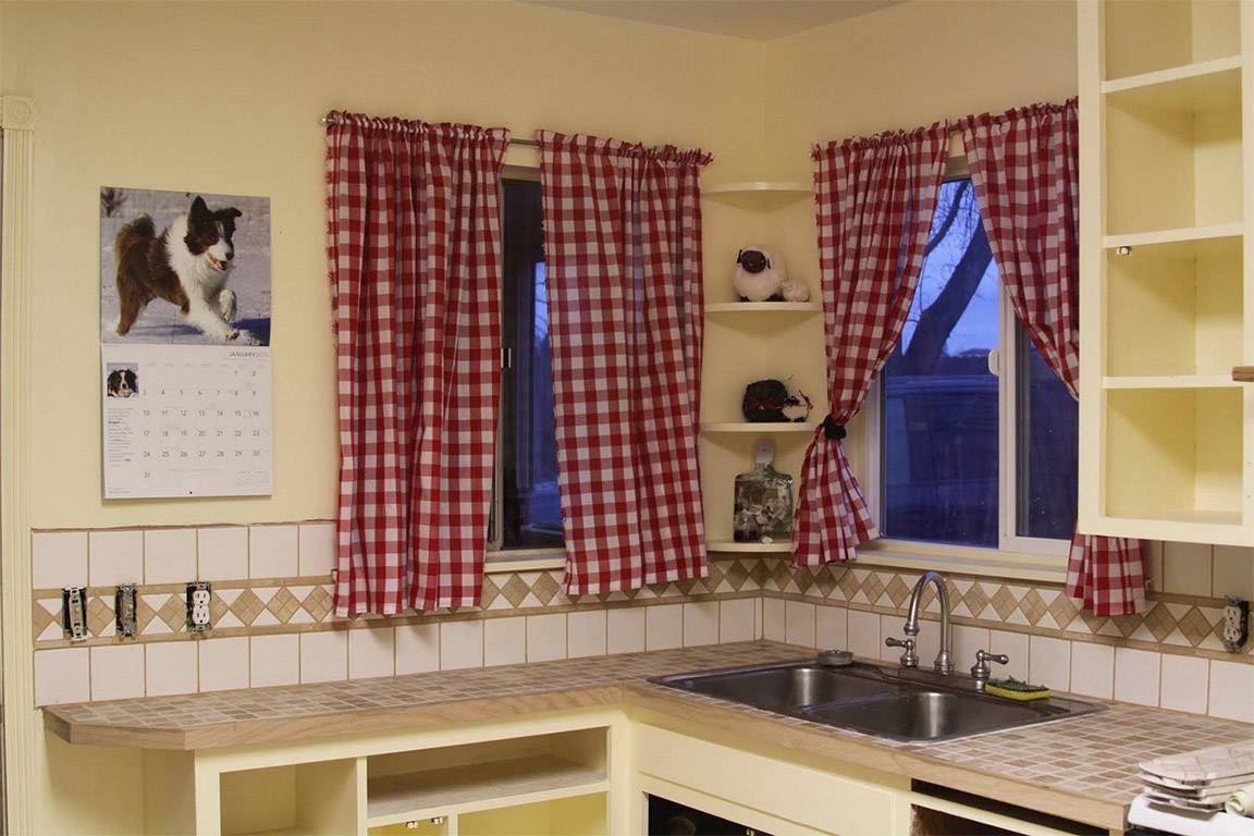 Занавески на кухню: фото красивого оформления и необычного сочетания штор в интерьере современной кухни
