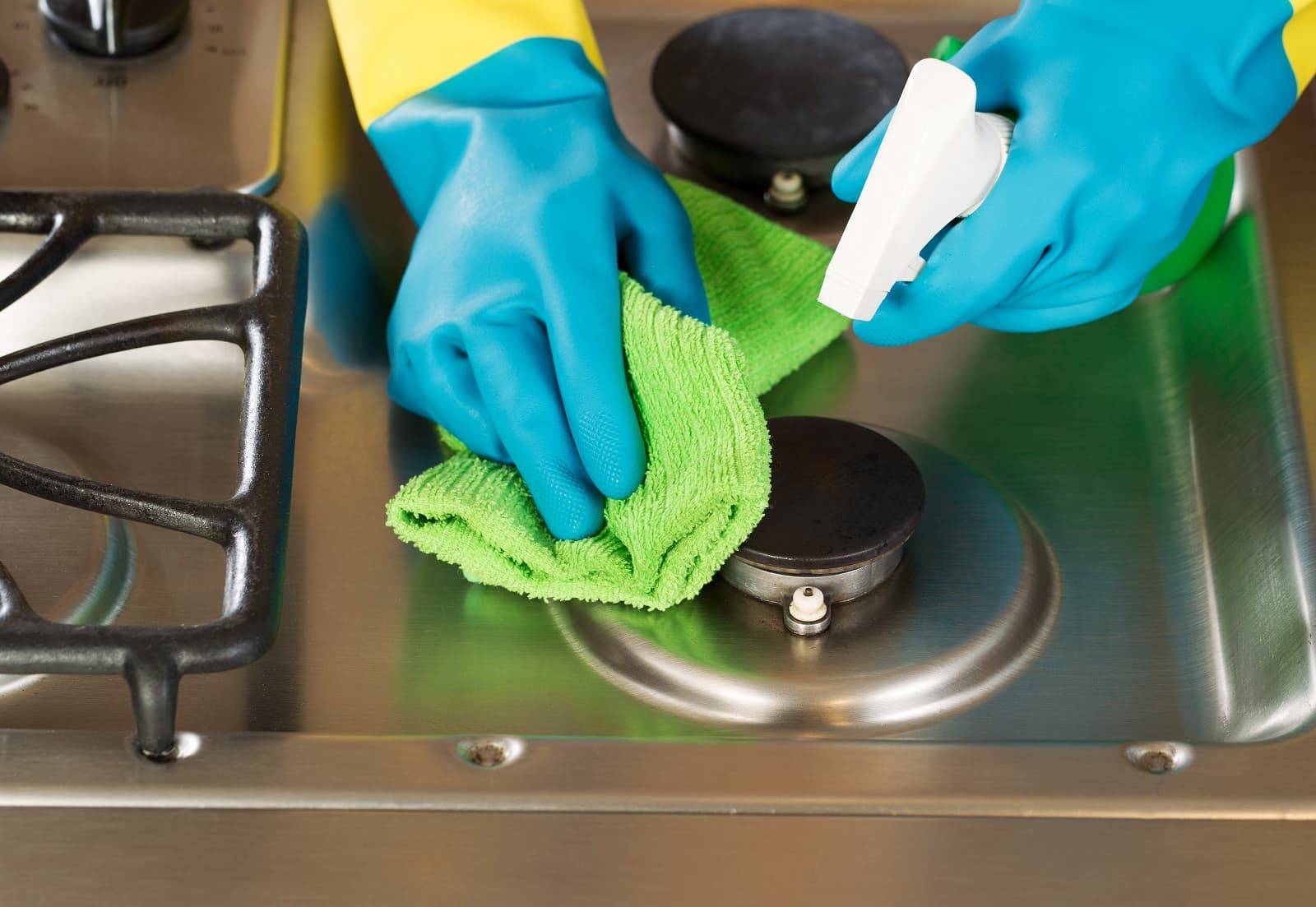 Как очистить газовую плиту в домашних условиях?