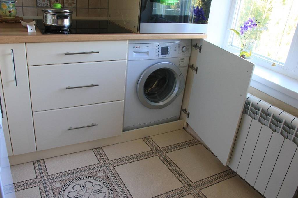 Встраиваемые стиральные машины: варианты установки под столешницу и принципы монтажа