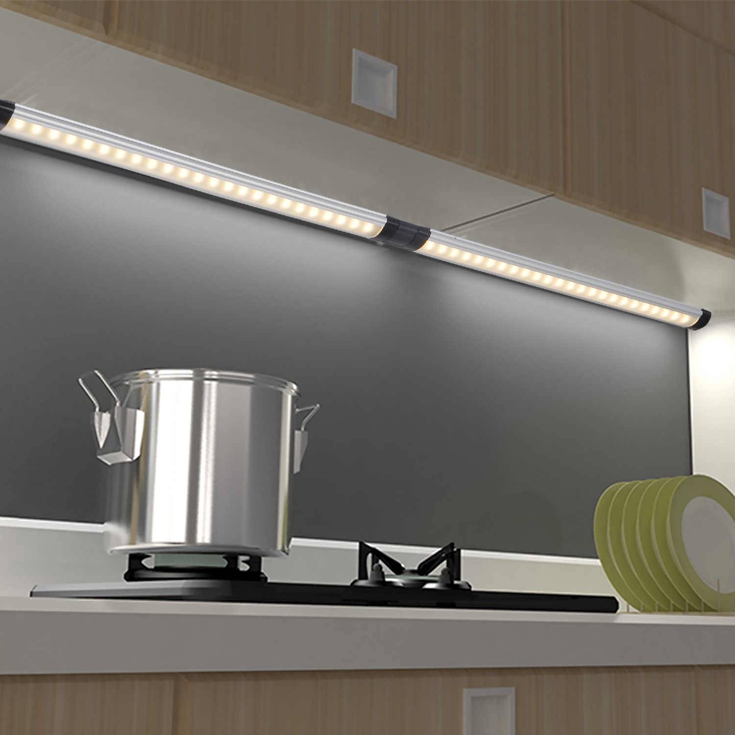 Подсветка для кухни под шкафы: светильники, софиты, диодная лента