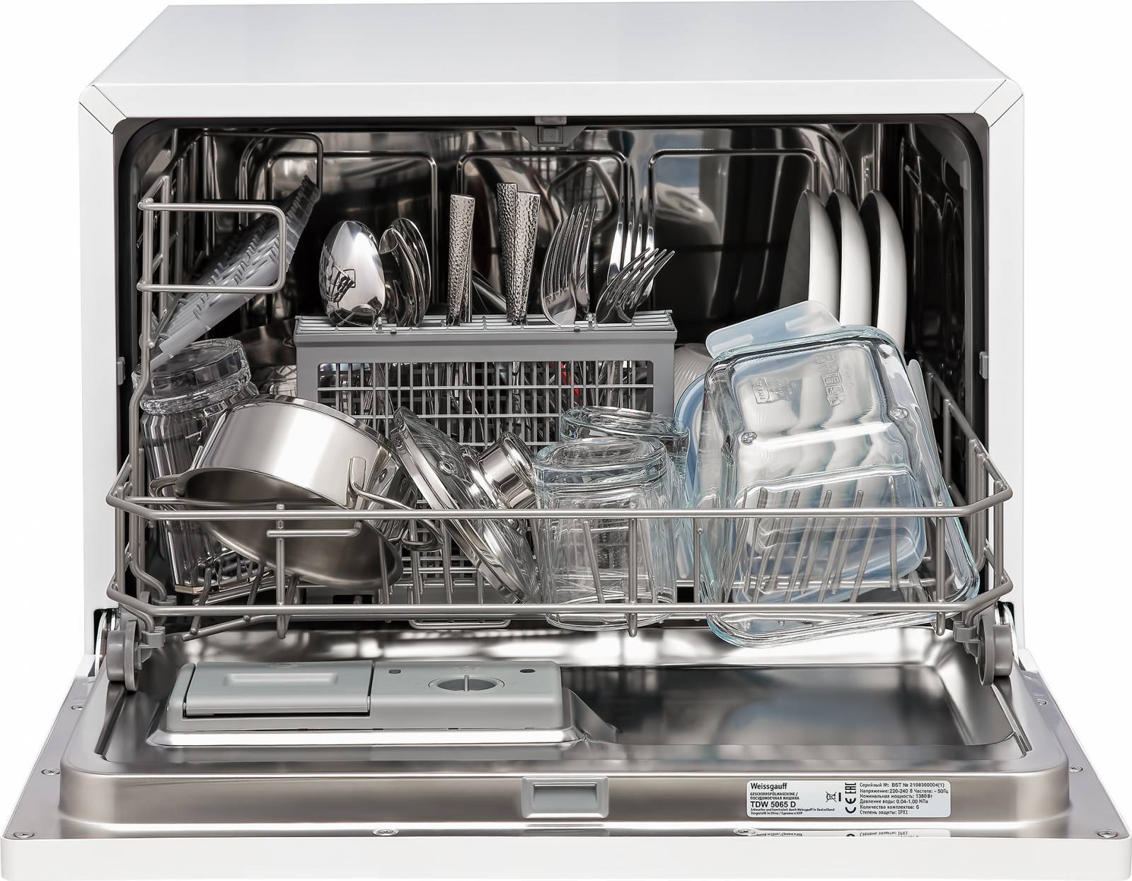 Посудомоечная машина для маленькой кухни: 4 фактора выбора. куда встроить?