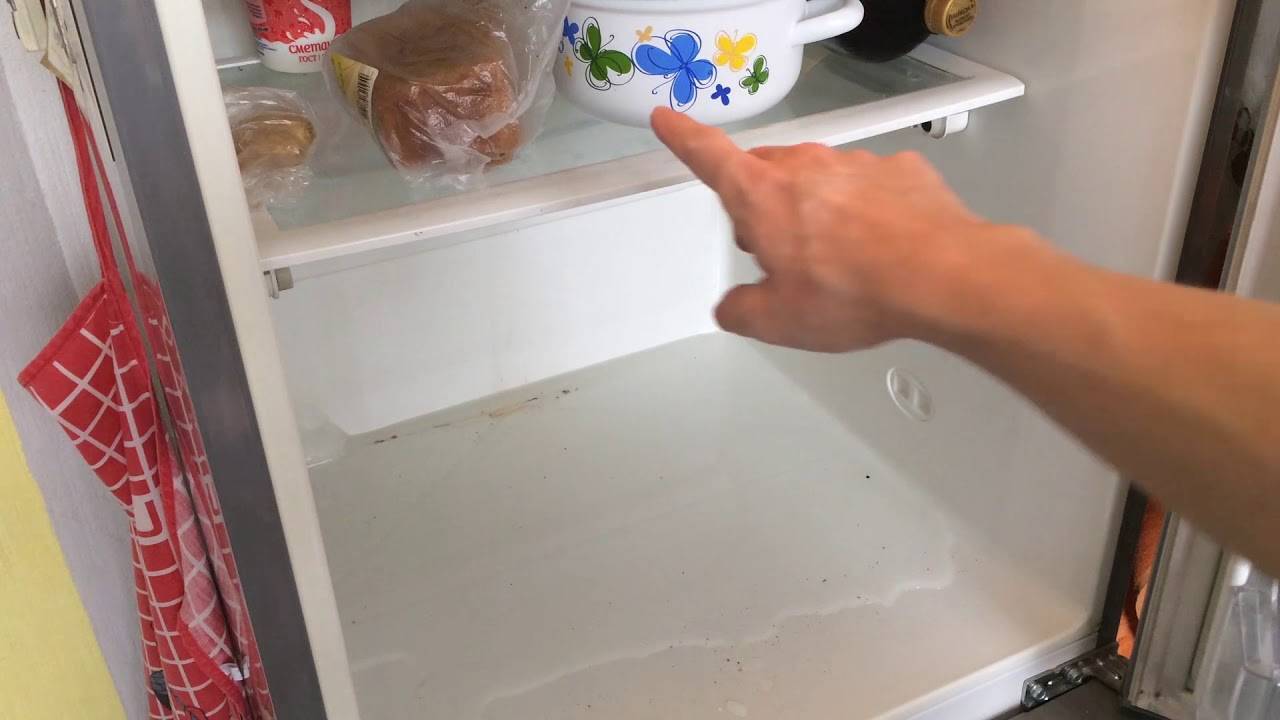 Вода в холодильнике