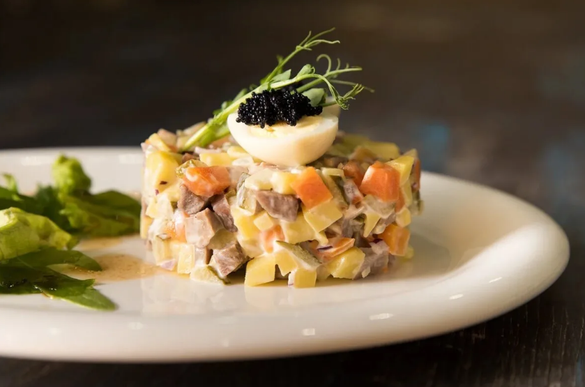 Оливье – 10 классических и новых рецептов очень вкусного салата