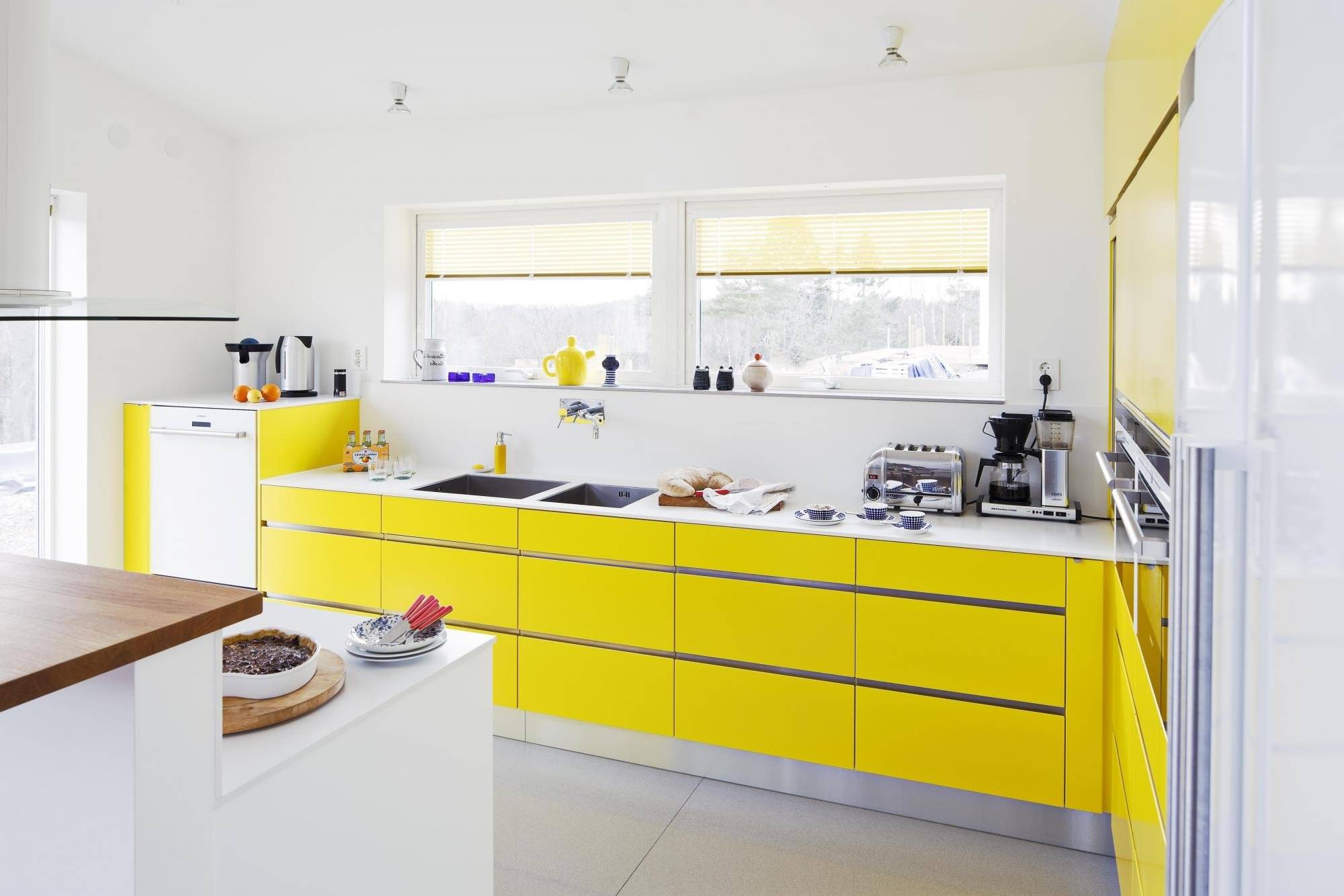 Желтые кухни: идеальное сочетание в солнечном интерьере  подробно, на фото