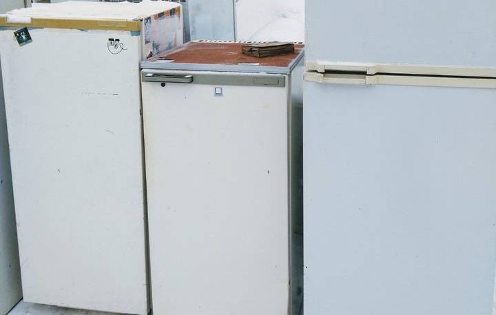 Как избавиться от старого холодильника — поинтметал — пункты приема вторсырья
