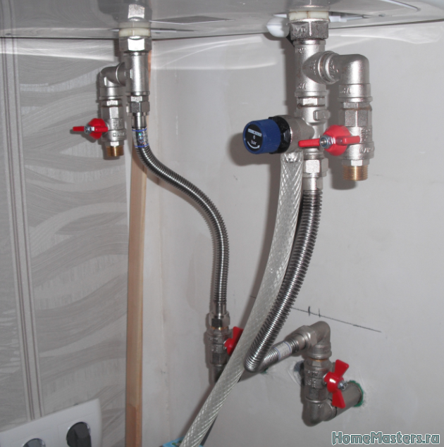 Как установить накопительный водонагреватель под мойку