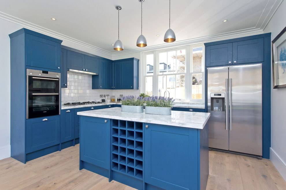 Синяя кухня в интерьере: 100+ новых идей. фото. тренды
