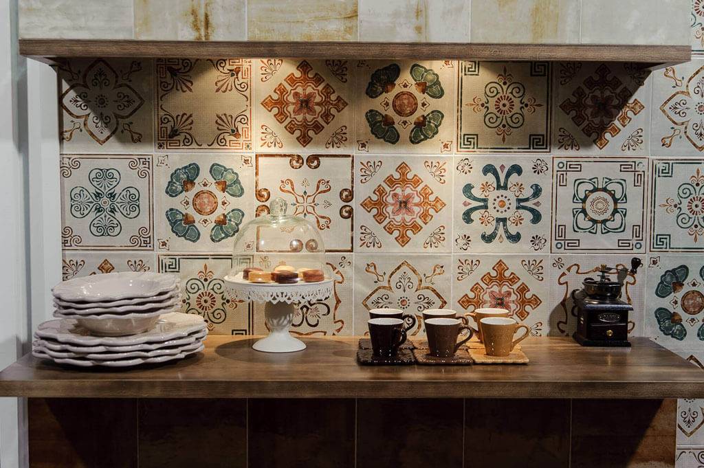 Секрет лучшей в мире кухонной плитки от испанских мастеров