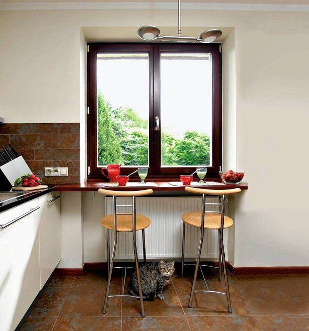Стол-подоконник: 60+ фото в кухне, детской, спальне, гостиной, лоджии и кабинете