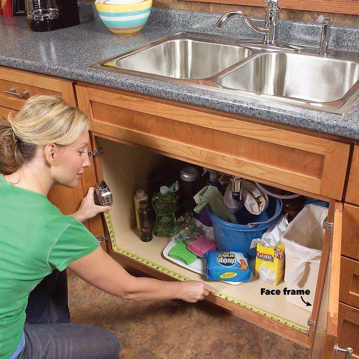 7 оригинальных способов использовать пространство над кухонными шкафами
