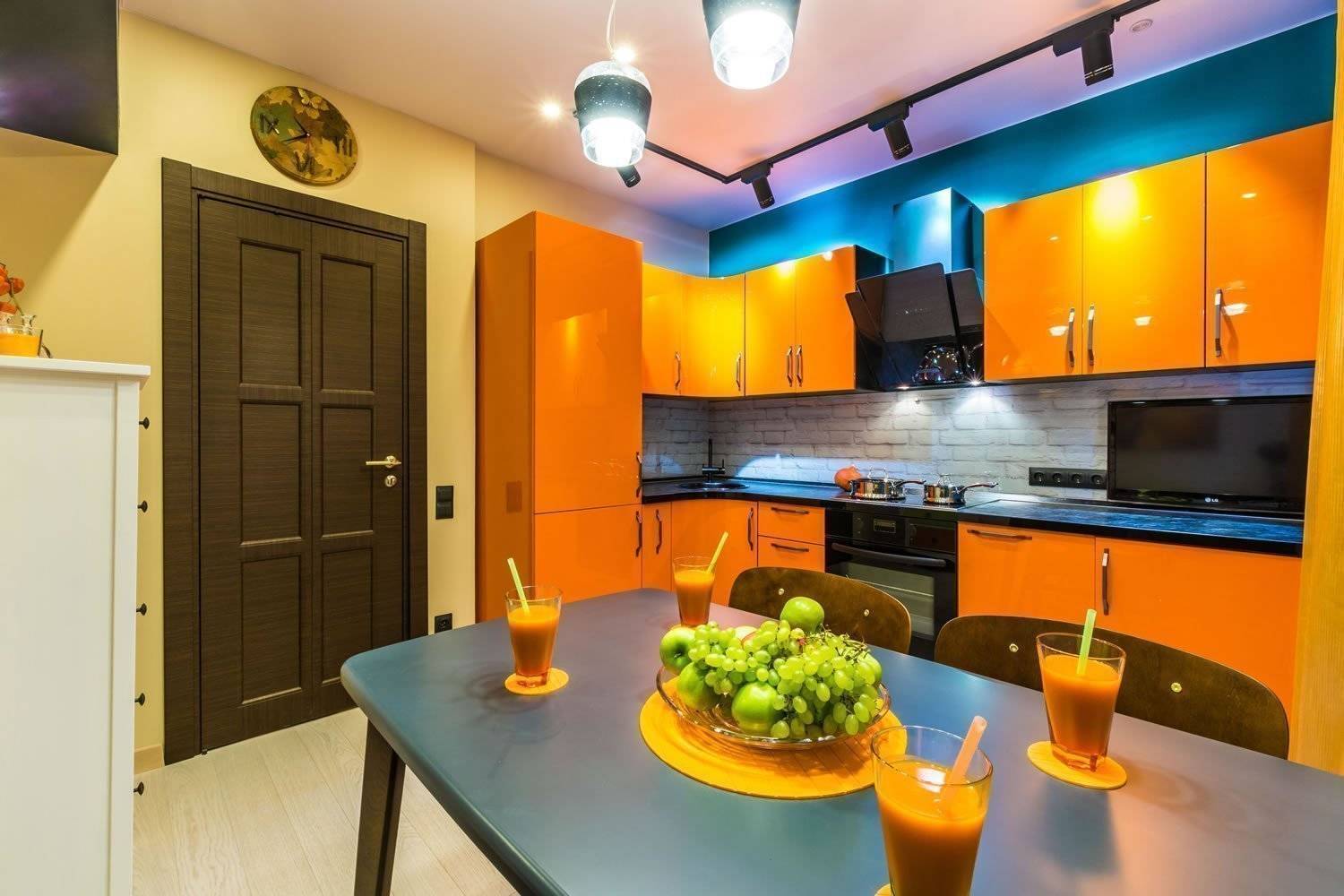 Оранжевая кухня: реальные фото красивого дизайна и сочетания оранжевых оттенков в интерьере кухни