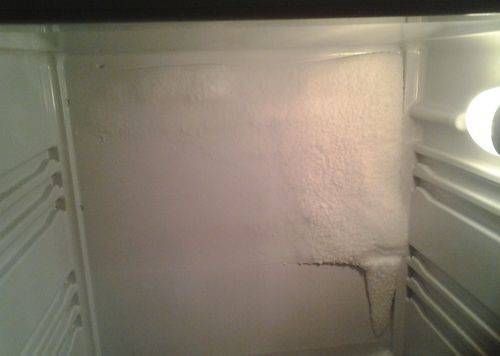 Почему в холодильнике намерзает лёд: компрессоры, контуры и no frost