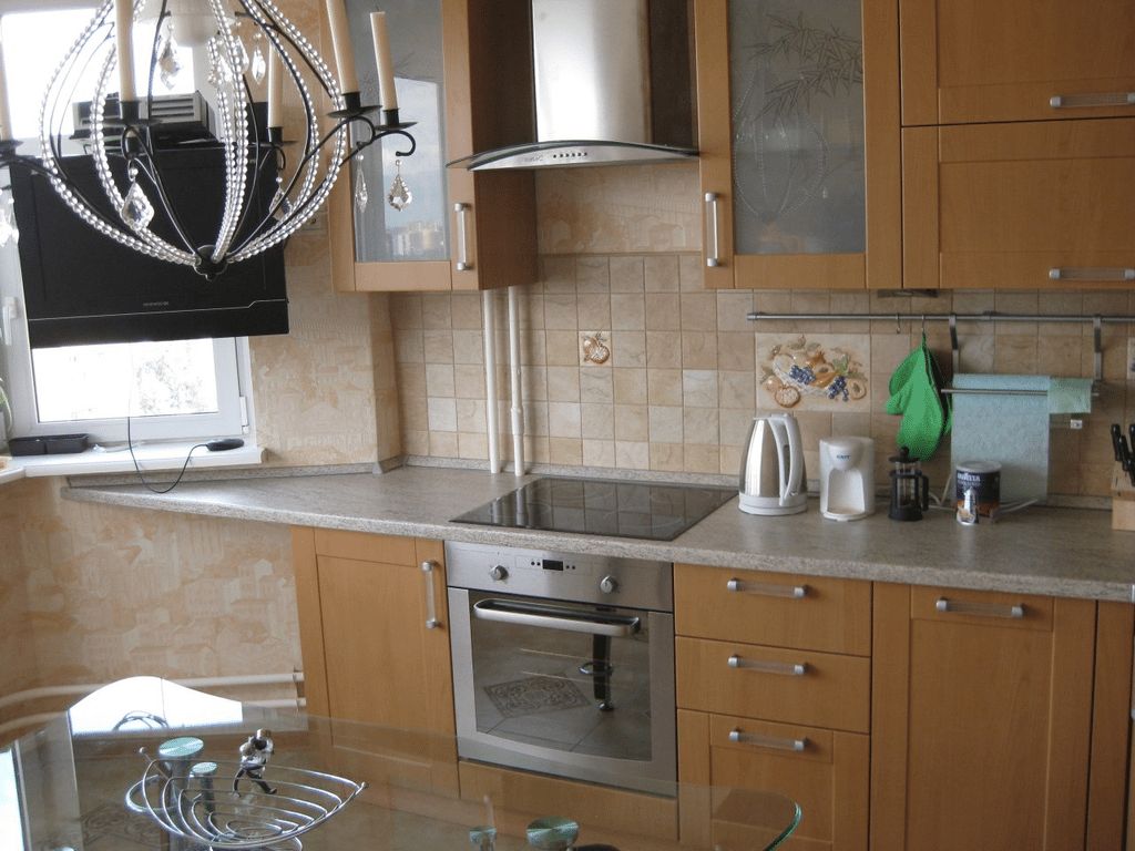 Как спрятать газовую трубу на кухне при ремонте: лучшие варианты