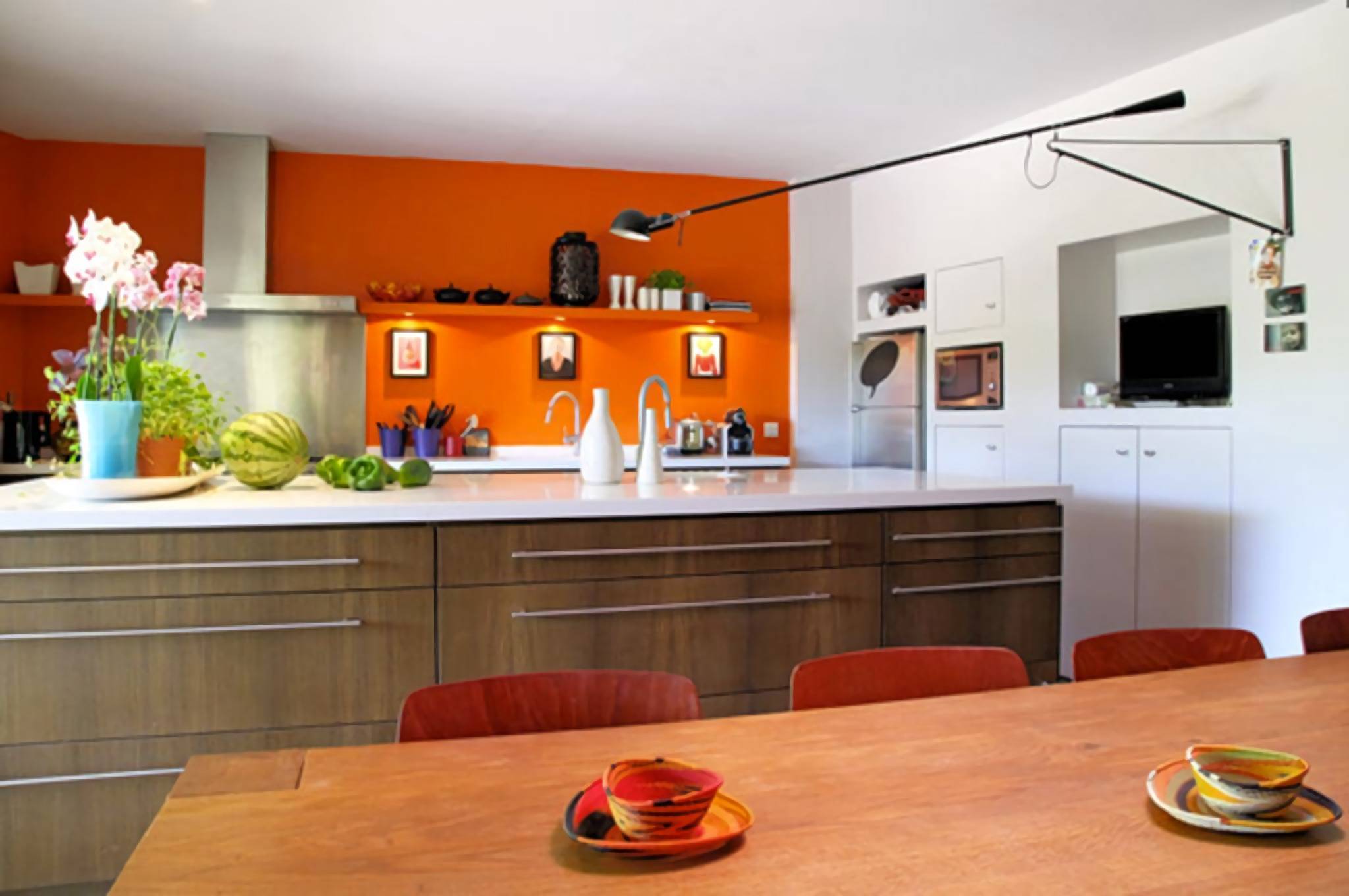 Глянцевая кухня: 30 реальных фото и идей дизайна