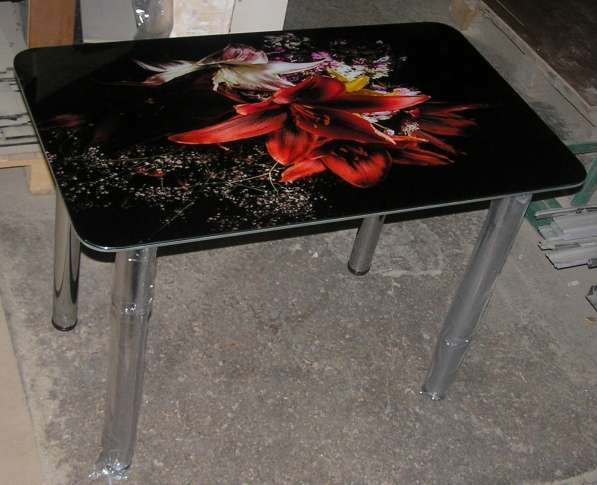 Стеклянные столы (285+ фото) - дизайнерские варианты
