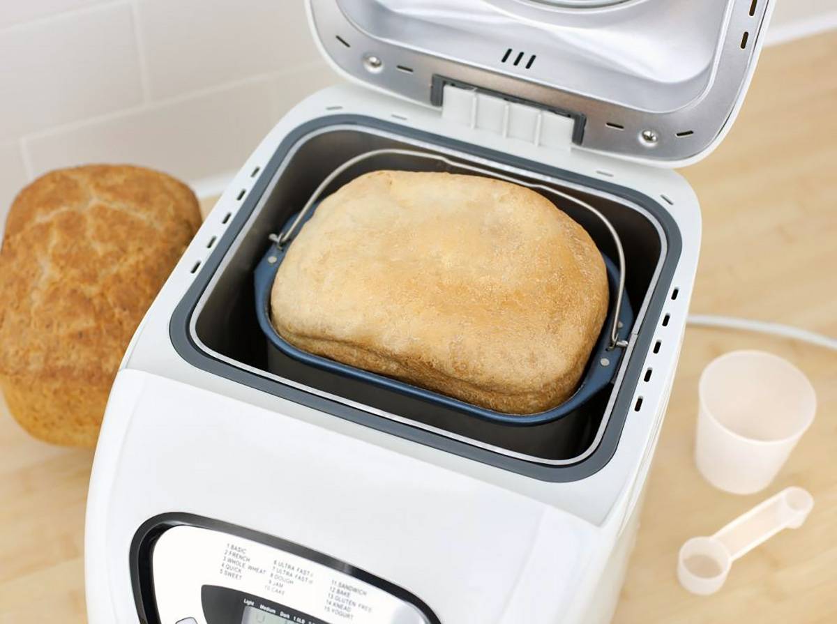 Как выбрать хлебопечку для дома: советы эксперта, 10 лучших моделей